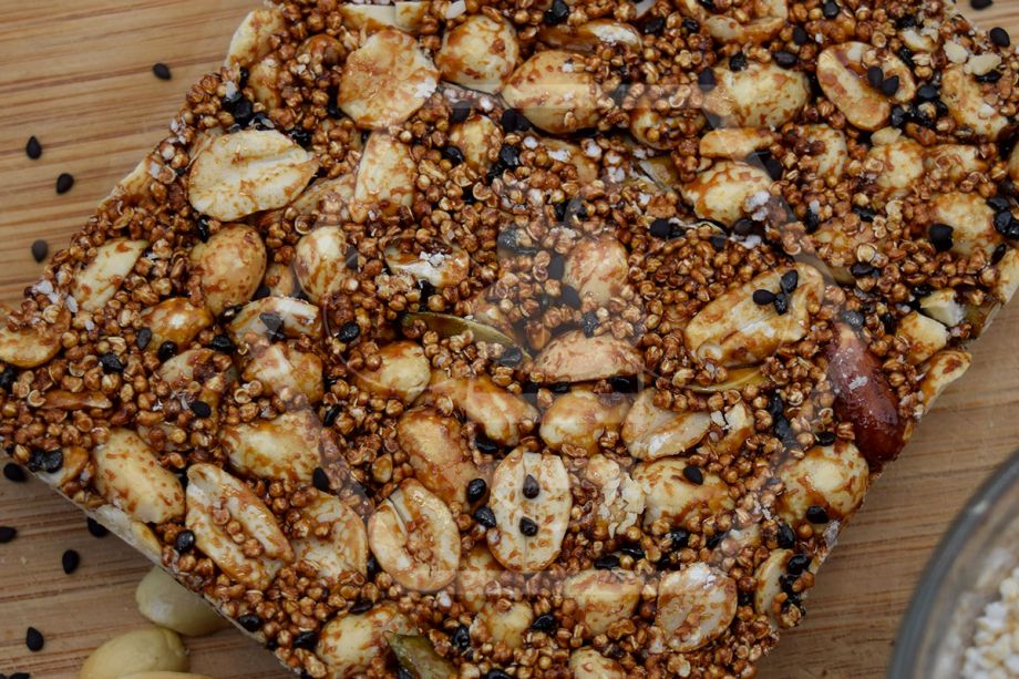 Palanqueta con nectar de maguey la abejita